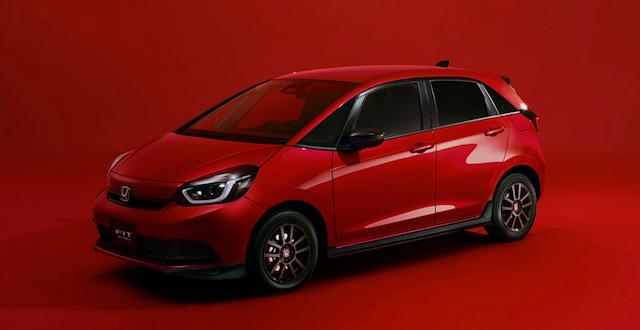 フィットの車中泊用マット| ニトリ以外のおすすめアイテム
