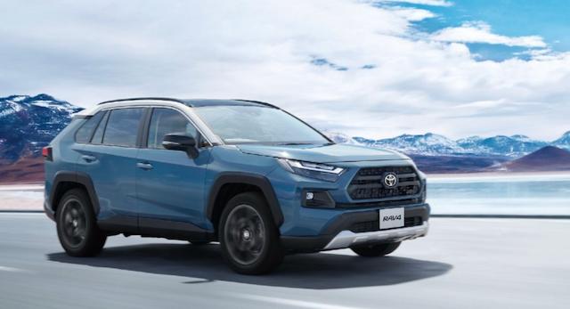 RAV4での車中泊を快適に！ニトリ以外の商品は？