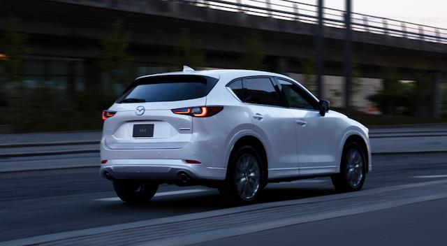 CX-5の車中泊に使えるニトリ以外のアイテム