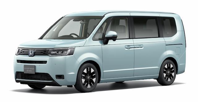 ステップワゴンの車中泊に使えるニトリ以外のアイテムは？